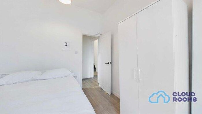 1 Bedroom Flat To Rent In Clova Road, E7