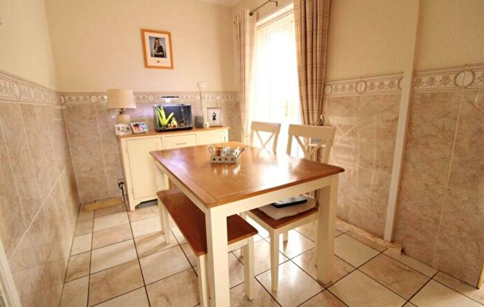 2 Bedroom End Of Terrace House To Rent In Westminster Road, Darlington, DL1