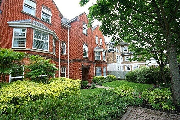2 Bedroom Apartment To Rent In Nightingale Walk, Windsor, Berks, SL4