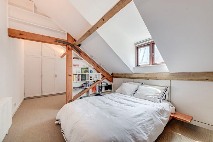 2 Bedroom Flat To Rent In Granary House, Hope Wharf, SE16