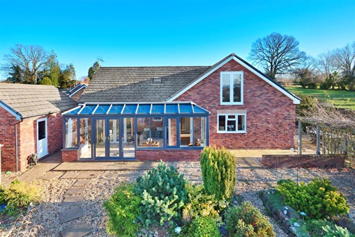 3 Bedroom House For Sale In Gardiners Oak, Clehonger, Hereford, HR2