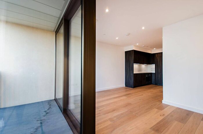 1 Bedroom Studio To Rent In Reminder Lane, Greenwich, London, SE10