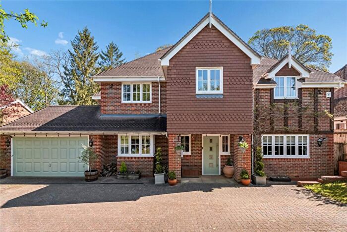 6 Bedroom Detached House For Sale In New Road, Little Kingshill, Great Missenden, Buckinghamshire, HP16