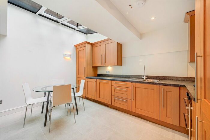 2 Bedroom Terraced House To Rent In Kinnerton Place South, London, SW1X