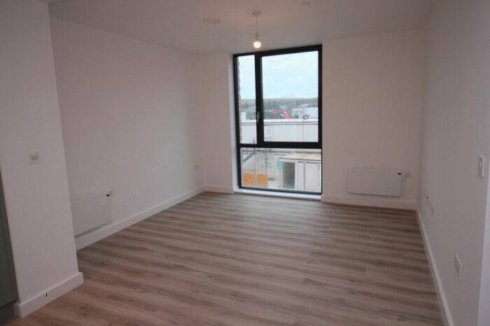 1 Bedroom Flat To Rent In Chevette Court, Kimpton Road, Luton, Bedfordshire, LU2