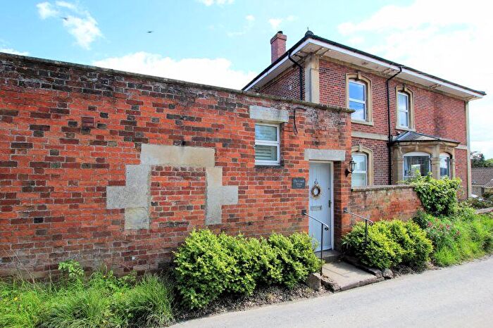 1 Bedroom Coach House For Sale In Holt, BA14