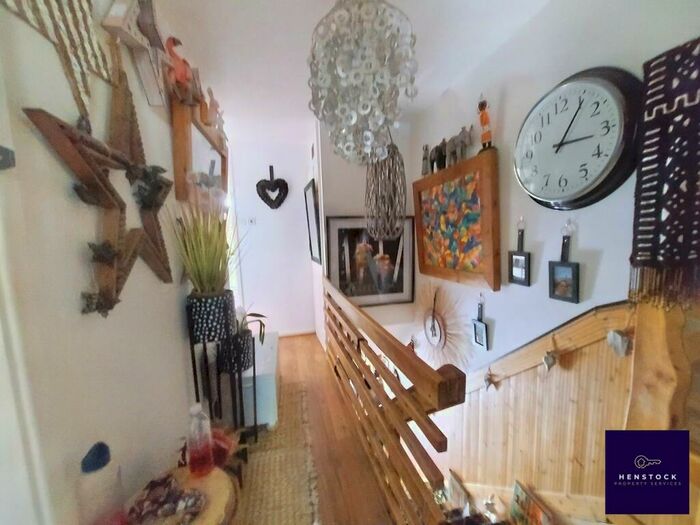 3 Bedroom Terraced House For Sale In Wood Street, Middleton, Manchester, M24