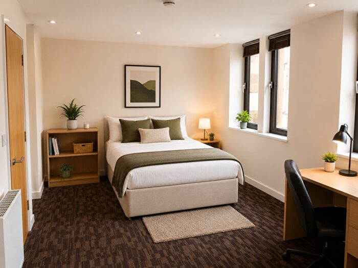 Studio To Rent In Flat, Gladstone Buildings, St James Row, S1