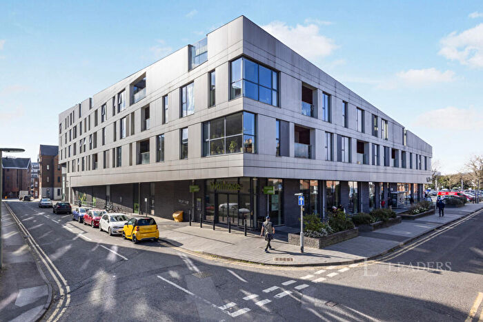 1 Bedroom Flat To Rent In Leapale Lane, Guildford, Surrey, GU1