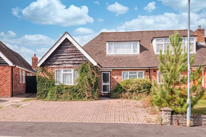 4 Bedroom Semi-Detached House For Sale In Meadow Road, Wythall, B47