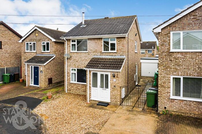 3 Bedroom Detached House For Sale In Stile Close, Mulbarton, Norwich, NR14