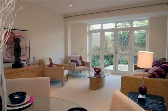 4 Bedroom Town House To Rent In Morecambe Street, Elephant &amp; Castle, London, SE17