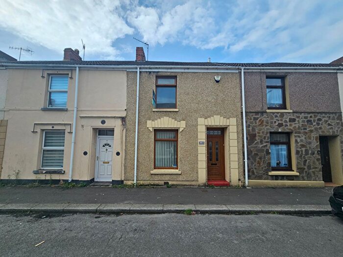 3 Bedroom Terraced House To Rent In Dillwyn Street, Llanelli, SA15