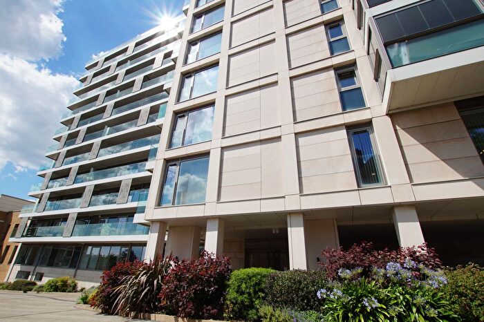 2 Bedroom Flat To Rent In Acton Walk, London, N20