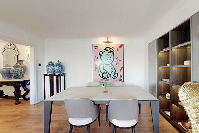 3 Bedroom Apartment For Sale In Walsingham, St. Johns Wood Park, London, NW8