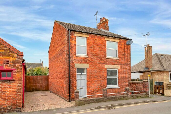 3 Bedroom Detached House To Rent In Burghley Street, Bourne, PE10