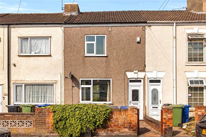 2 Bedroom Terraced House For Sale In Heneage Road, Grimsby, Lincolnshire, DN32