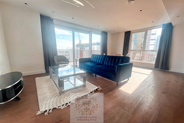 2 Bedroom Flat To Rent In Kennington Lane, London, SE11