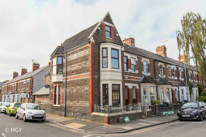 2 Bedroom Apartment To Rent In Lochaber Street, Roath, Cardiff, CF24