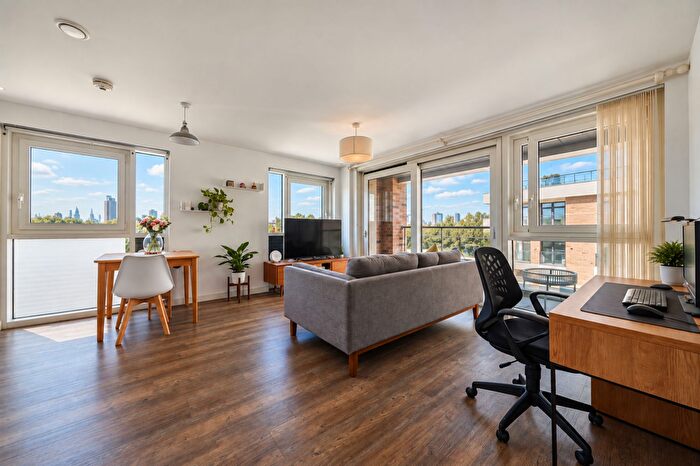 1 Bedroom Flat For Sale In Bailey Street, Gothenburg Court Bailey Street, SE8