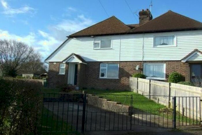 3 Bedroom Property To Rent In Bellhurst Road, Robertsbridge, TN32
