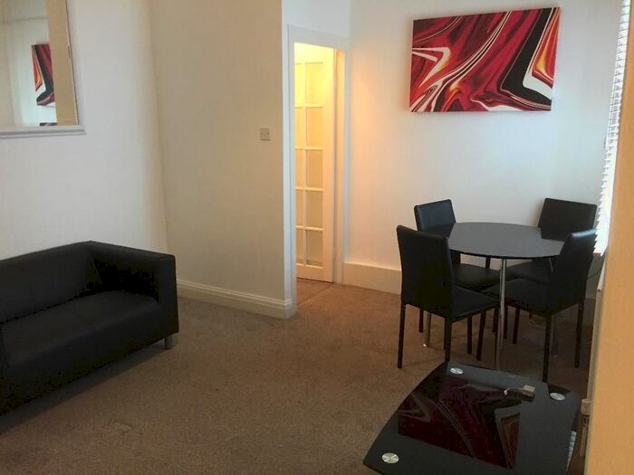 1 Bedroom Flat To Rent In Cann Hall Road, London, E11