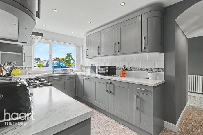 4 Bedroom Detached Bungalow For Sale In Heather Way, Brandon, IP27