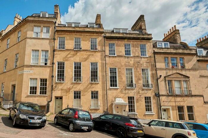 1 Bedroom Apartment To Rent In Burlington Street, BA1