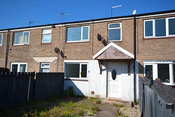 3 Bedroom Terraced House To Rent In Weymouth Close, Hull, HU7