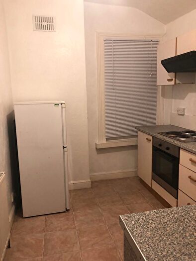 1 Bedroom Flat To Rent In Auckland Road, Smethwick, B67
