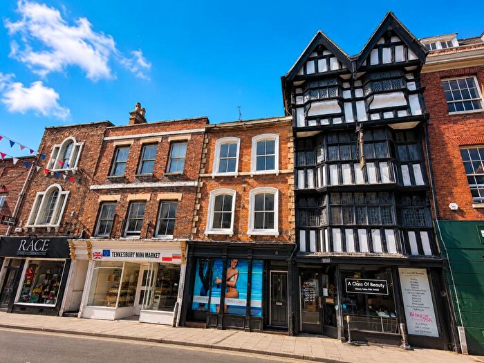 1 Bedroom Flat To Rent In High Street, Tewkesbury, GL20