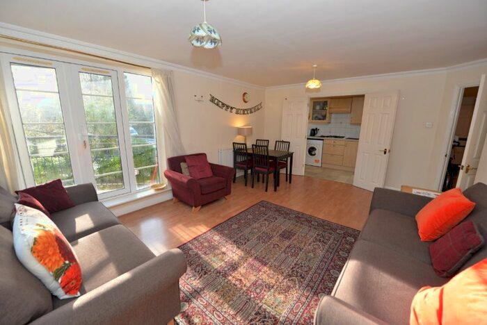 2 Bedroom Flat To Rent In Northlands Road, Southampton, SO15
