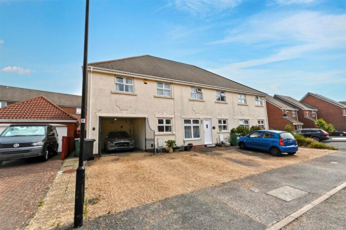 3 Bedroom Semi-detached House For Sale In Salvador Close, Eastbourne, BN23