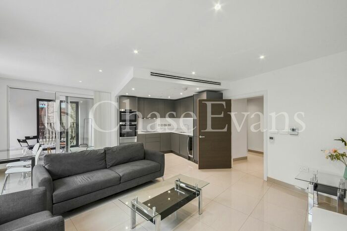 2 Bedroom Flat To Rent In Delphini Apartments, Blackfriars Circus, Blackfriars, SE1