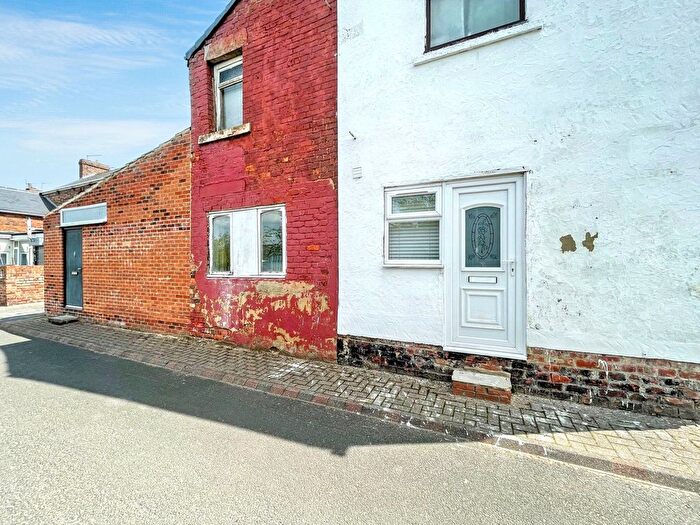 1 Bedroom Flat For Sale In North Road West, Wingate, TS28