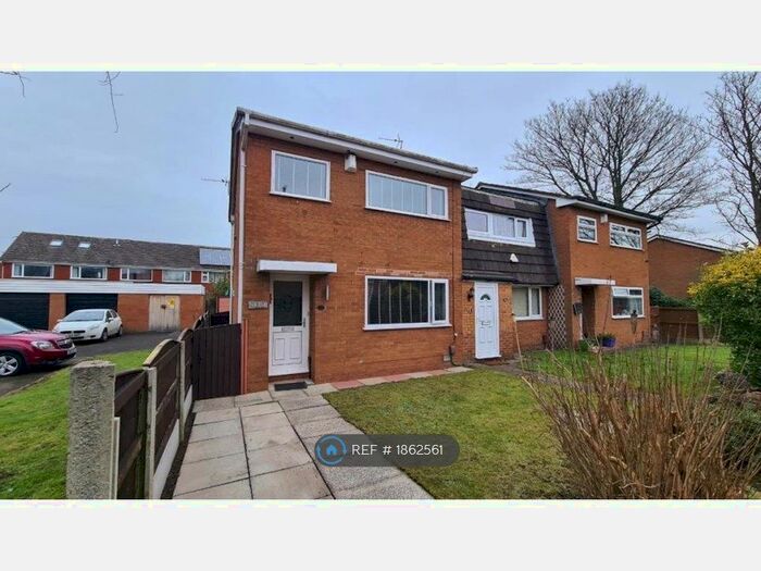 3 Bedroom End Of Terrace House To Rent In Blackburne Close, Padgate, Warrington, WA2