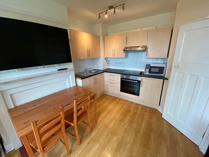 5 Bedroom House To Rent In St. Martins Hill, Canterbury, CT1