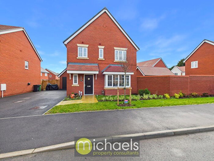3 Bedroom Detached House For Sale In Edwards Avenue, Halstead, CO9