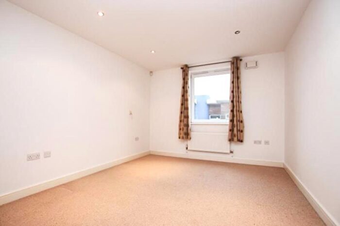 2 Bedroom Flat For Sale In Cubitt Way, Peterborough, PE2