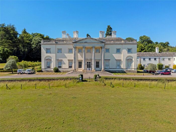 2 Bedroom Flat For Sale In Shardeloes, Missenden Road, Amersham, Buckinghamshire, HP7