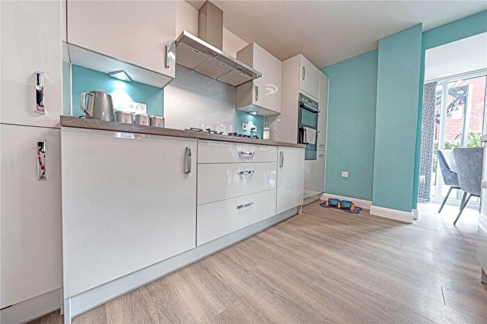 4 Bedroom Detached House For Sale In Collins Grove, Tamworth, Staffordshire, B78