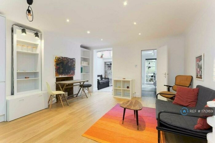 2 Bedroom Flat To Rent In Torriano Avenue, London, NW5