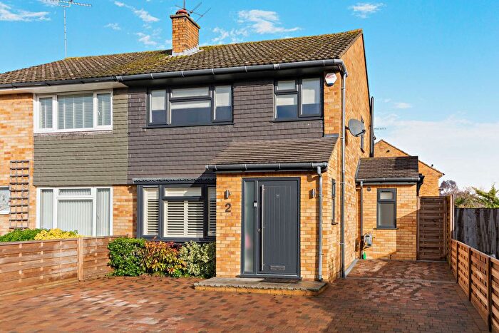 3 Bedroom Semi Detached House For Sale In Duval Place, Bagshot, GU19