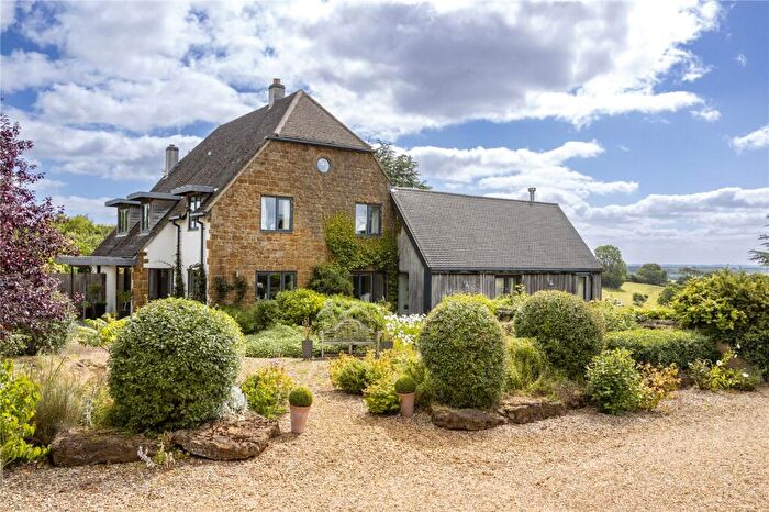 5 Bedroom Equestrian Facility For Sale In Ratley, Banbury, Oxfordshire, OX15