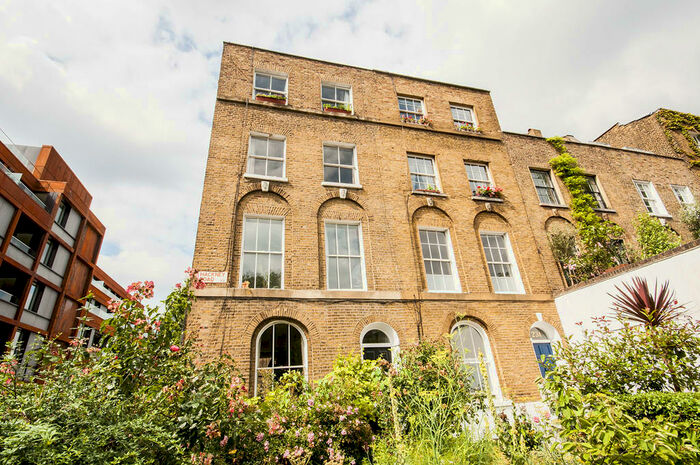 Studio To Rent In Hackney Road, Shoreditch, E2