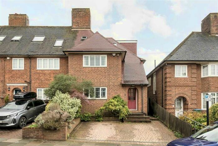 6 Bedroom Property To Rent In Archery Road, London, SE9