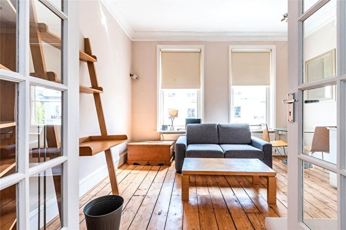 Flat To Rent In Elm Park Gardens, Chelsea, SW10