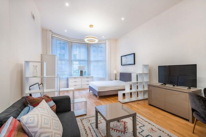 Studio To Rent In Nottingham Place, London, W1U