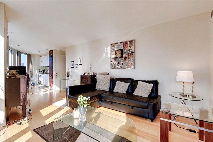 1 Bedroom Flat To Rent In Ontario Tower, Fairmont Avenue, London, E14