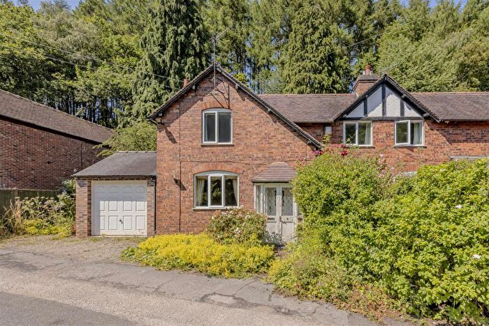 3 Bedroom Semi-Detached House For Sale In Woodside Cottages, Churnet View Road, Oakamoor, Staffordshire, ST10